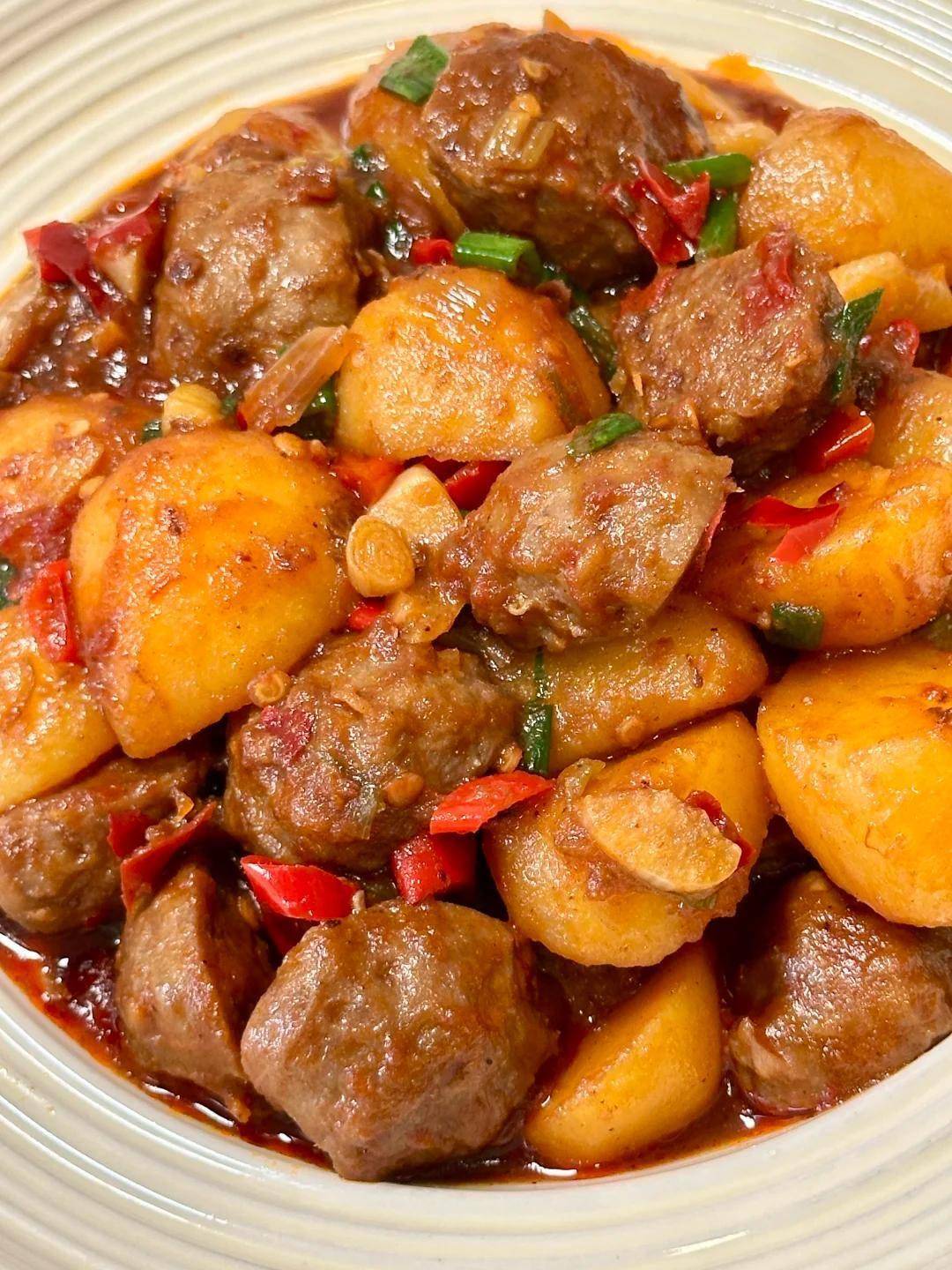 家常烧丸子最好吃的做法，比油炸都香，Q弹多汁！