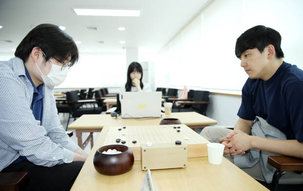 【4月29日赛事】LG杯预选 韩国最强棋士战 晋城杯预选 日本女流赛