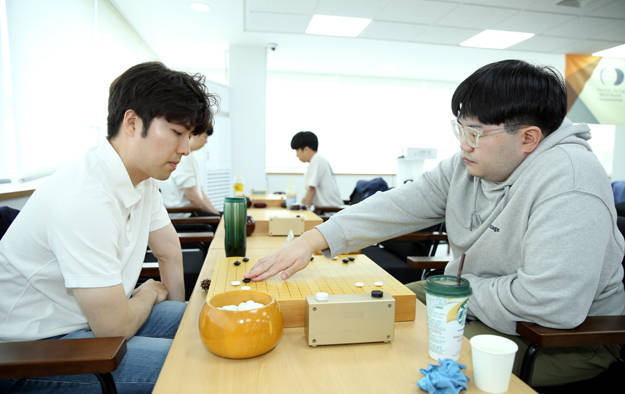 【4月29日赛事】LG杯预选 韩国最强棋士战 晋城杯预选 日本女流赛