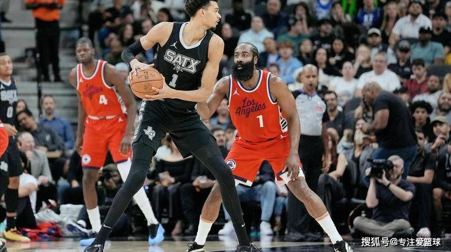 开云官网 -NBA重磅交易方案！哈登加盟馬(mǎ)刺(cì)联手文班亚馬(mǎ)，福克斯(sī)空降骑士